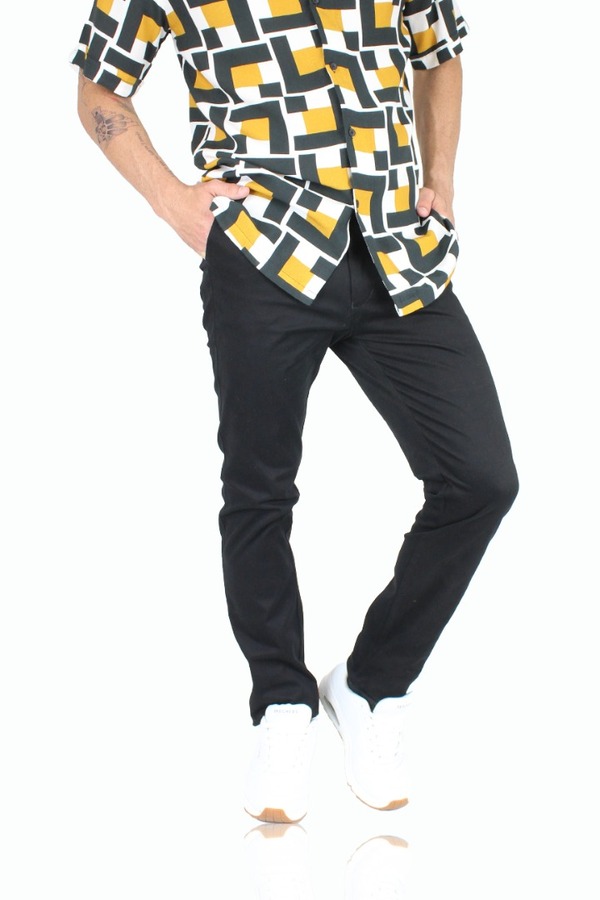 Pantalón Negro Corte Chino Slim Fit De Algodón Para Hombre